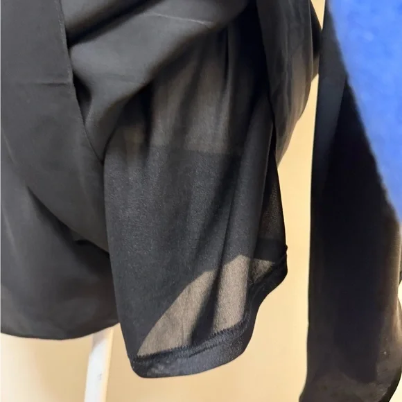 Very J Elegant Black Backless Shorts Romper - Picture 9 of 13